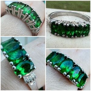 Heavy solid platinum genuine baguette diamond/chrome
Diopside high ring$3200